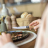 Нож филейный OPINEL №8, нержавеющая сталь, рукоять из дерева бука 002558